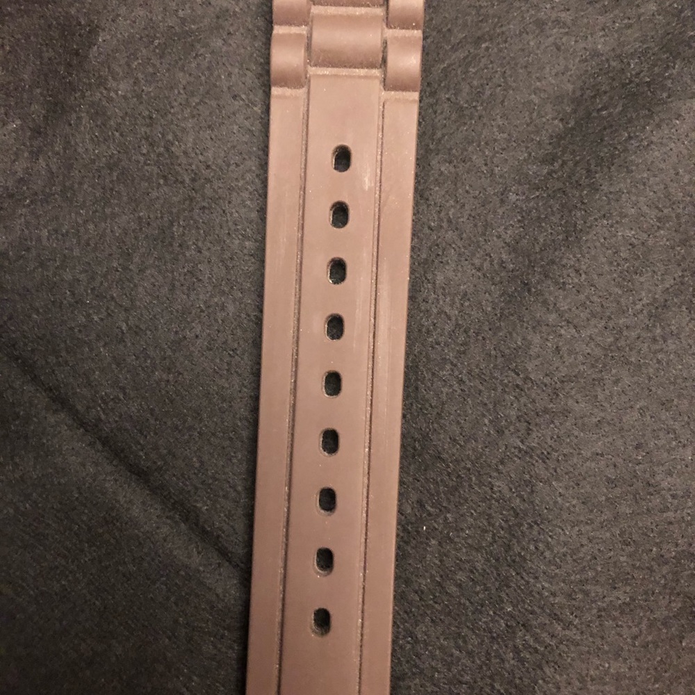 Watch - Picture 2 of 3